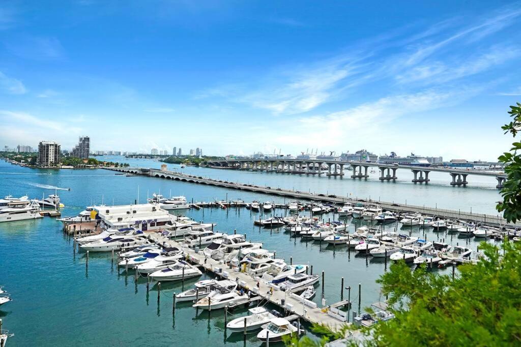 Apartamento Enchanted! Miami Skyline & Water Views Exterior foto